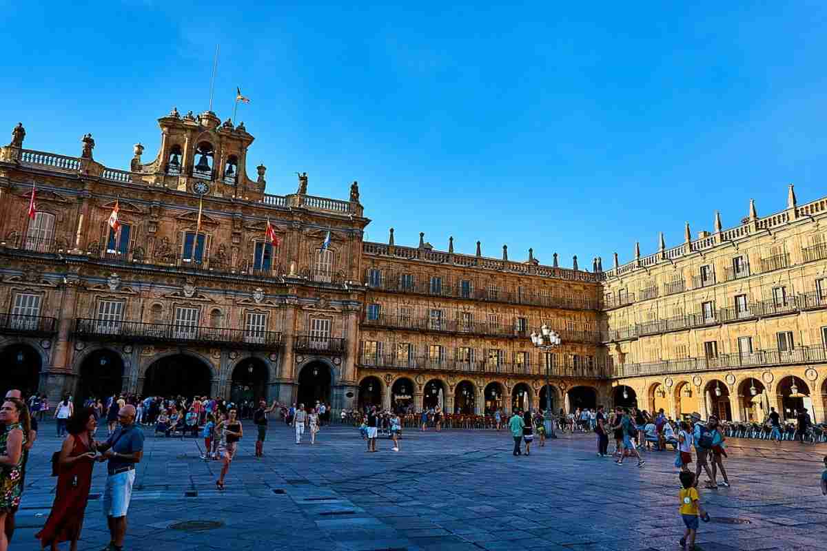 La ciudad de Salamanca para una estancia navideña en Castilla y León 4 La ciudad de Salamanca para una estancia navideña en Castilla y León 4