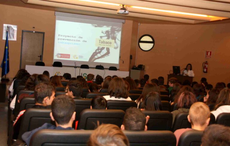 Campaña de prevención del consumo de tabaco en adolescentes y centros educativos