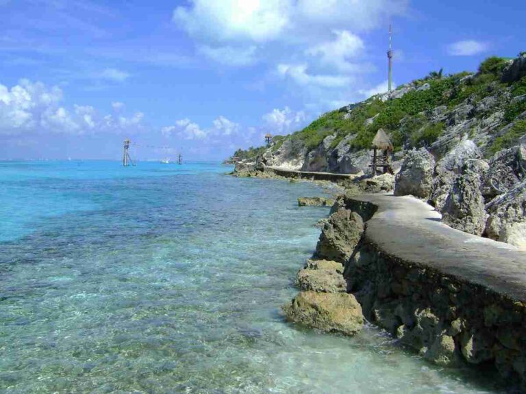 Preciosa Isla de Cozumel en el Caribe mexicano para un viaje de relax