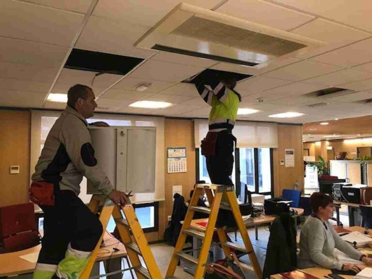 Alcázar instala plantallas LED en las dependencias municipales