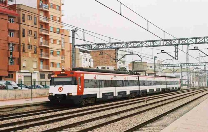 tren-de-cercanias-renfe.jpg