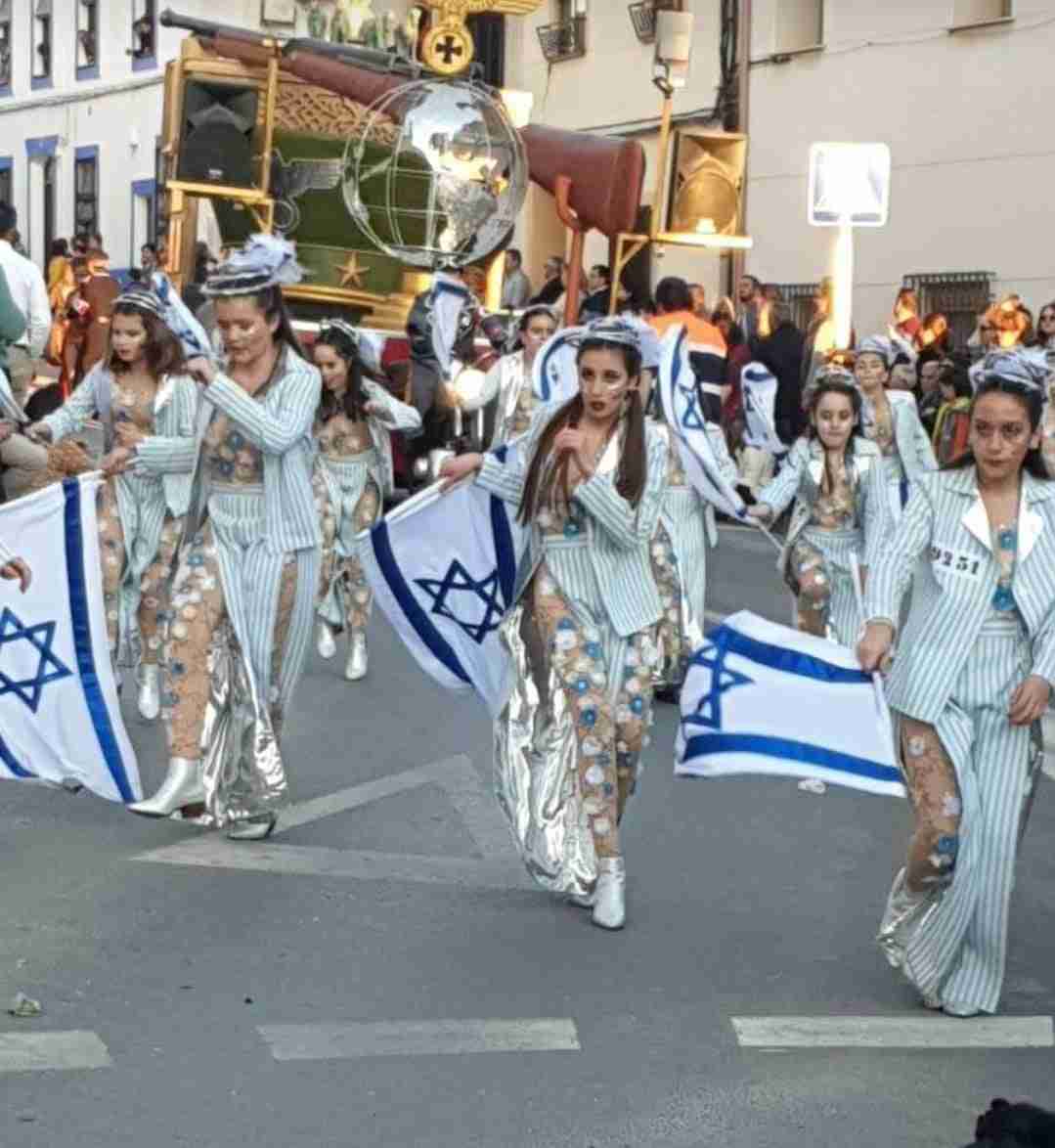 Polémica por el desfile de “Holocausto” del grupo de Las Mesas en el Carnaval de Campo de Criptana 3