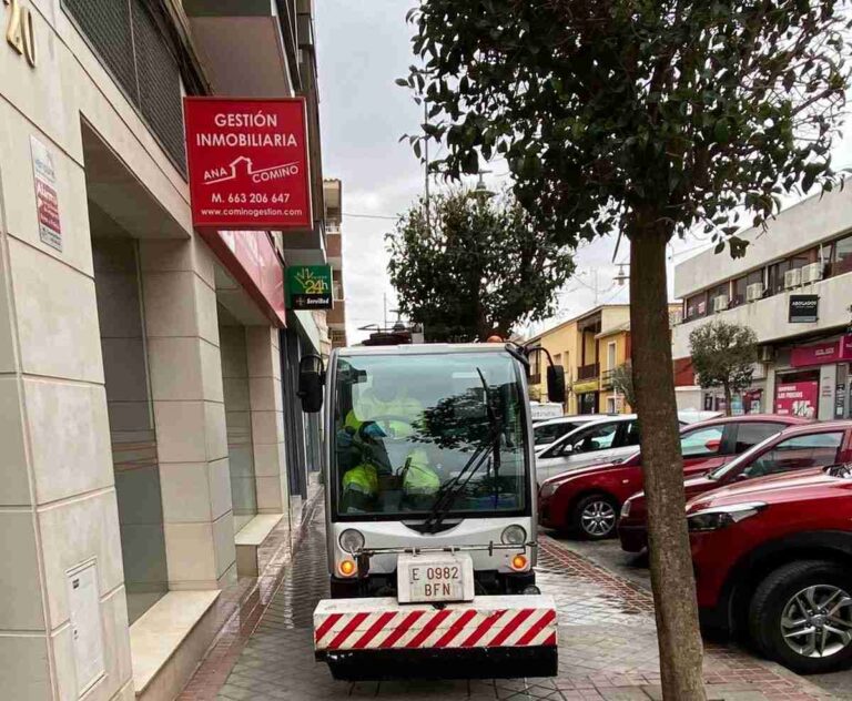 Alcázar de San Juan aborda la desinfección de las calles, mobiliario urbano y edificios públicos