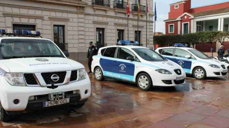 La Policía Local continúa con la vigilancia del cumplimiento de las normas de la situación de alarma