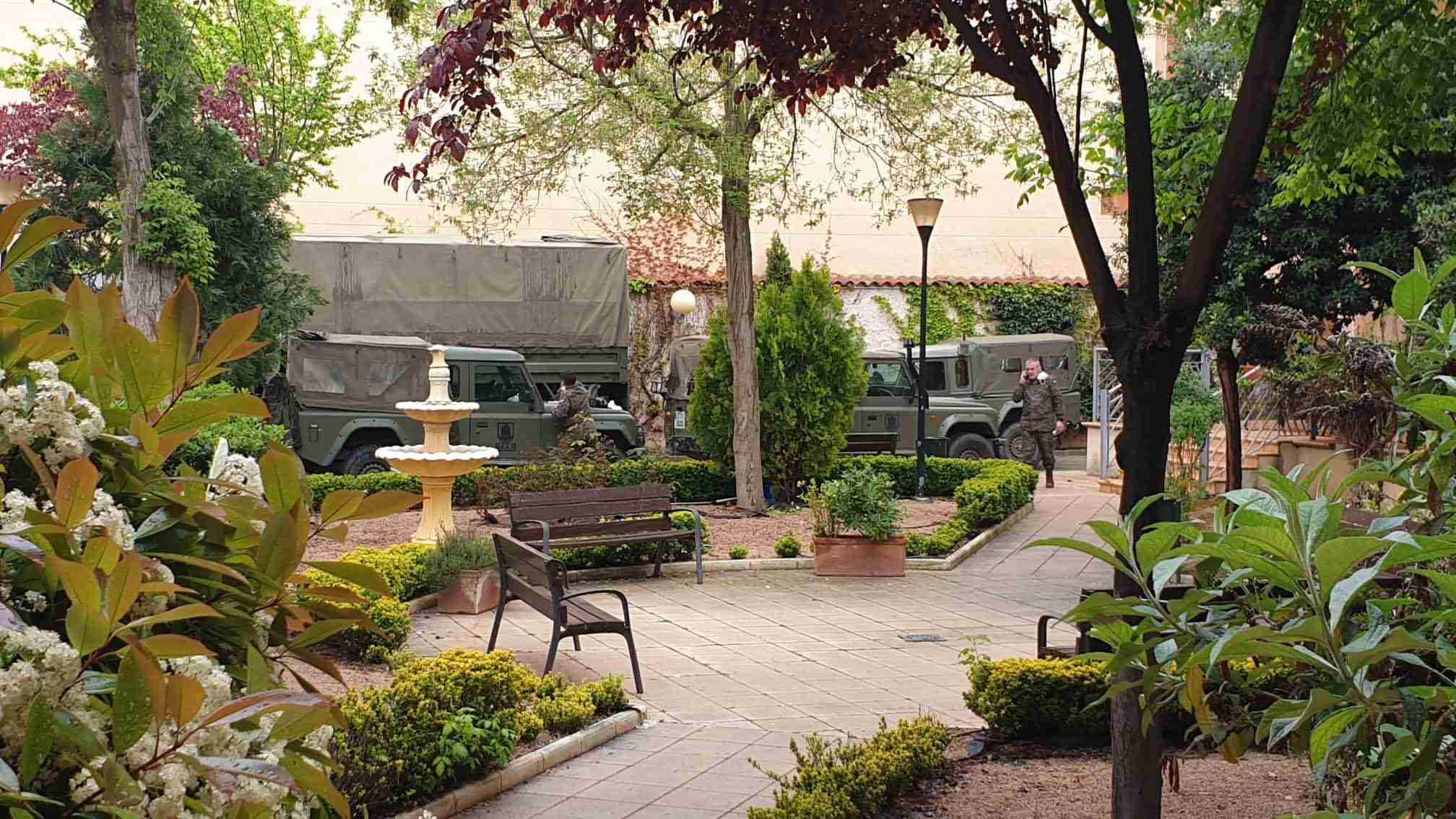 El Ejército realiza tareas de desinfección el a Residencia de Mayores “Virgen de Peñarroya” 4