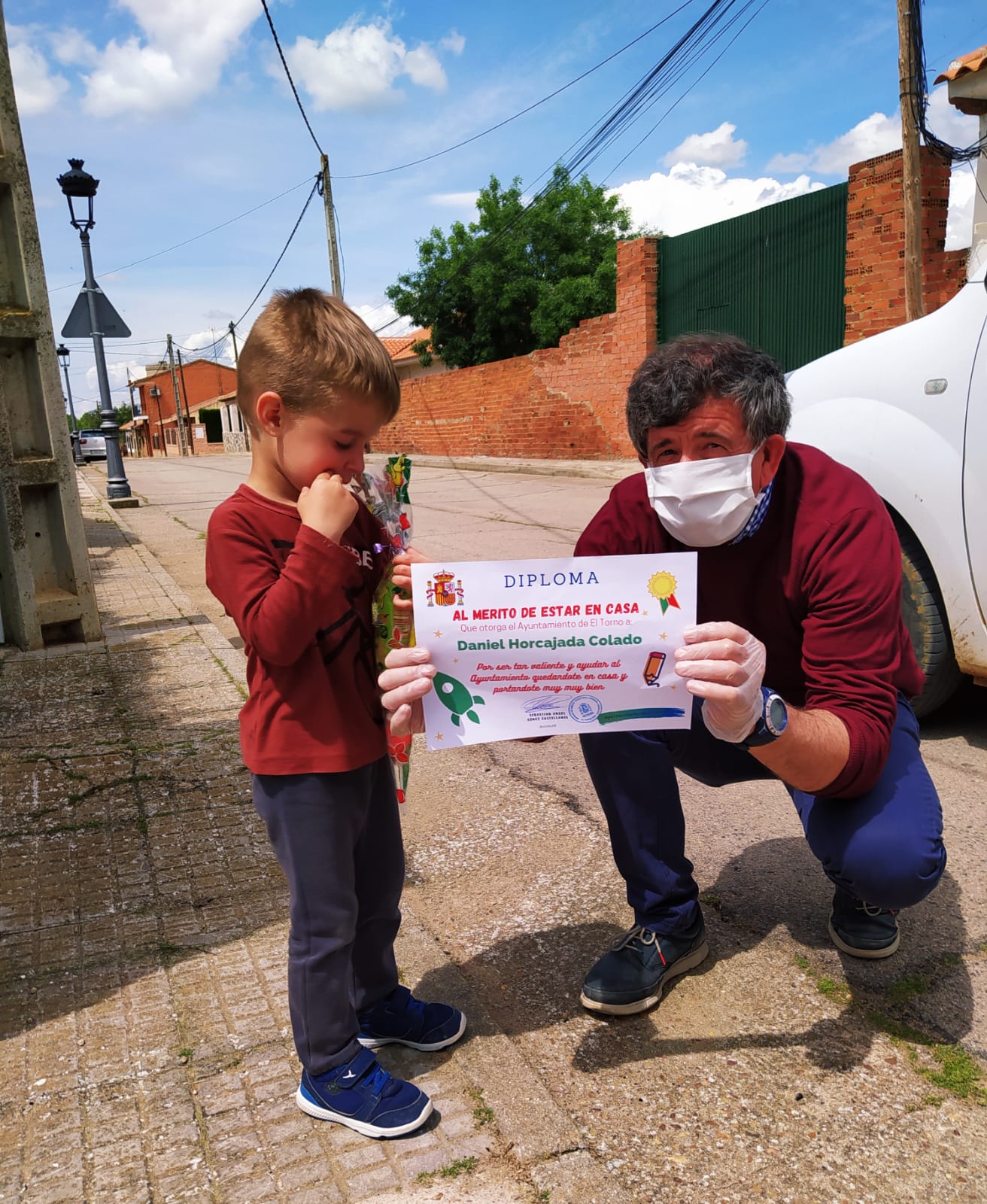 El alcalde de El Torno agradece a los niños su colaboración en la lucha contra el coronavirus 3 El alcalde de El Torno agradece a los niños su colaboración en la lucha contra el coronavirus 3