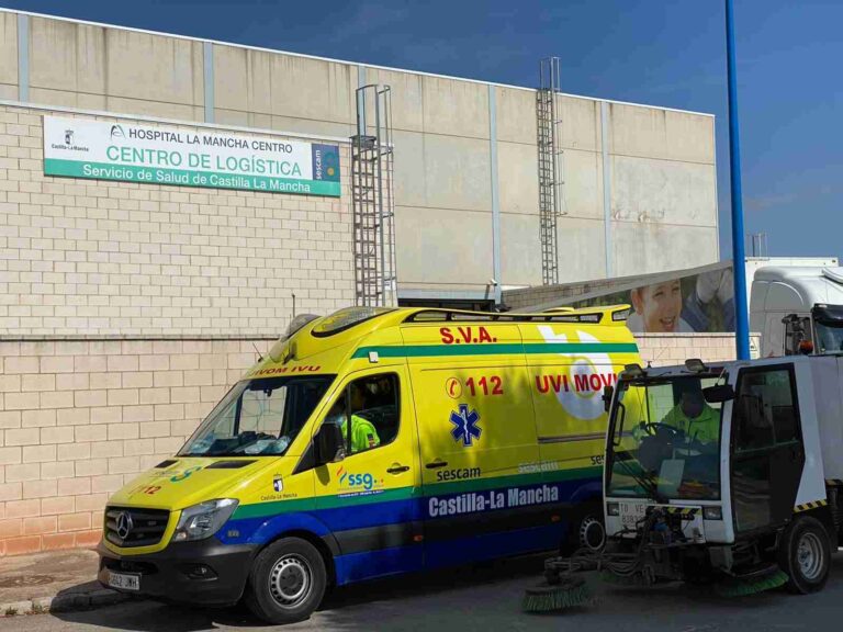 Entregadas en el hospital 22.000 mascarillas confeccionadas por voluntarios