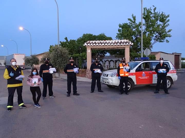 El Ayuntamiento ya repartió 3.250 mascarillas elaboradas por voluntarias 47