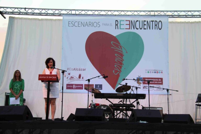 Alcázar rinde homenaje a los profesionales sanitarios del Mancha Centro en un concierto para el reencuentro