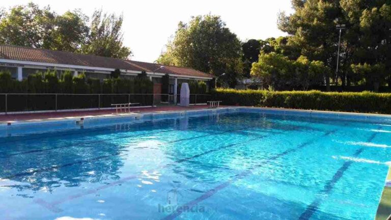 La piscina municipal de Alcázar de San Juan cierra por el positivo en covid de un trabajador