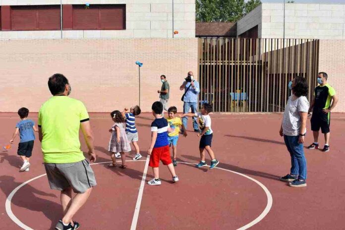 Las-Escuelas-de-Verano-refuerzan-la-seguridad-para-que-los.jpg