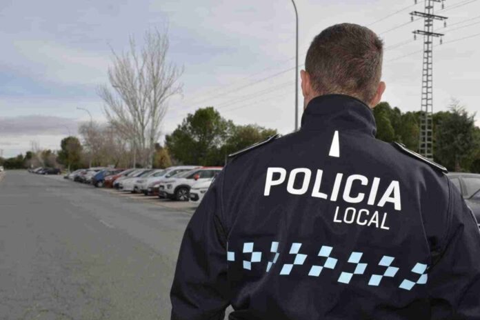 Policia-Local-interpone-23-denuncias-por-botellon-intercepta-73-vehiculos.jpg