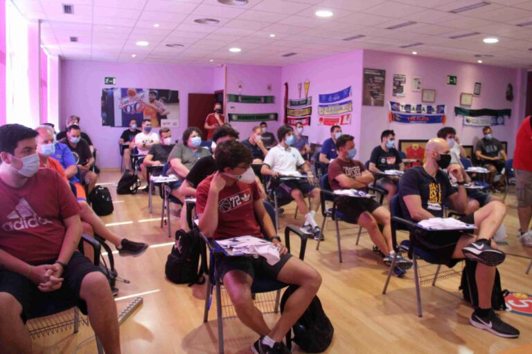 Alcázar sede del Curso de Técnico Superior Deportivo en Baloncesto organizado por la Federación de Baloncesto de Castilla-La Mancha