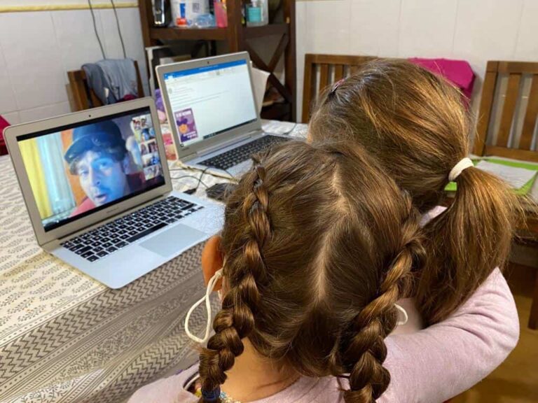 La Escuela Toledana de Igualdad se suma al Día Internacional de la Niña con un cuentacuentos y reúne a más de 30 participantes