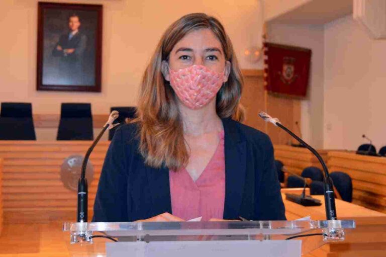 La Junta de Gobierno Local aprueba la adjudicación  e inicio de compra de 16 vehículos para Policía Local