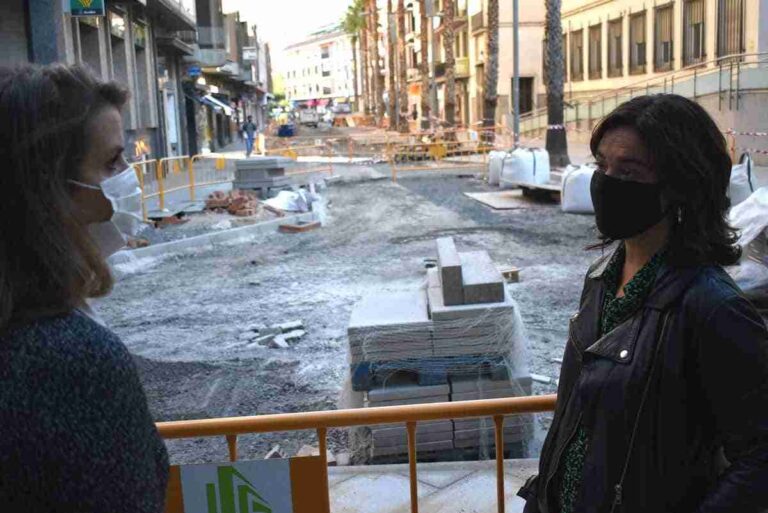 La peatonalización de las calles Bernardo Mulleras y Alfonso X llega a su recta final