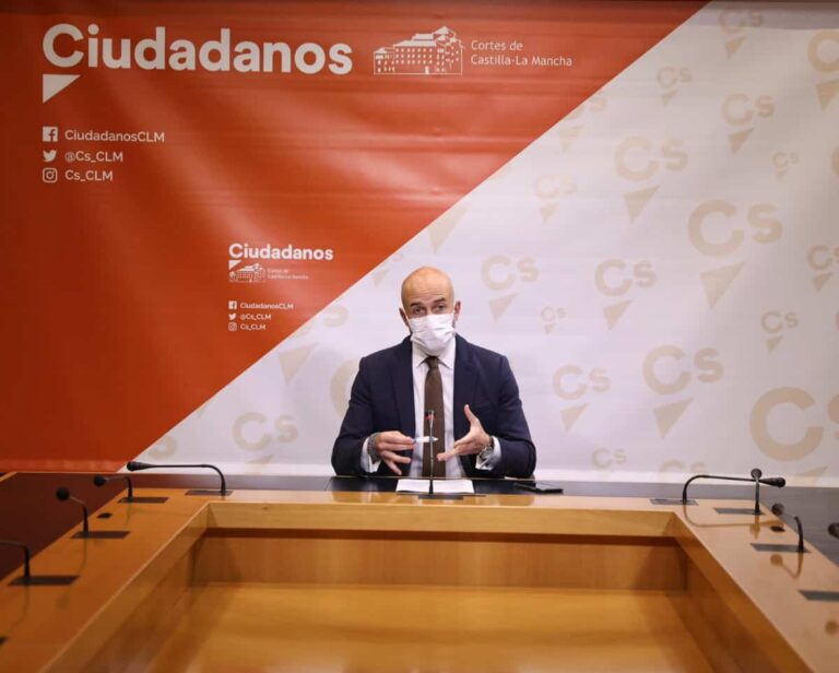 Cs denuncia inacción del Gobierno regional ante ocupación ilegal de 88 viviendas en Puertollano