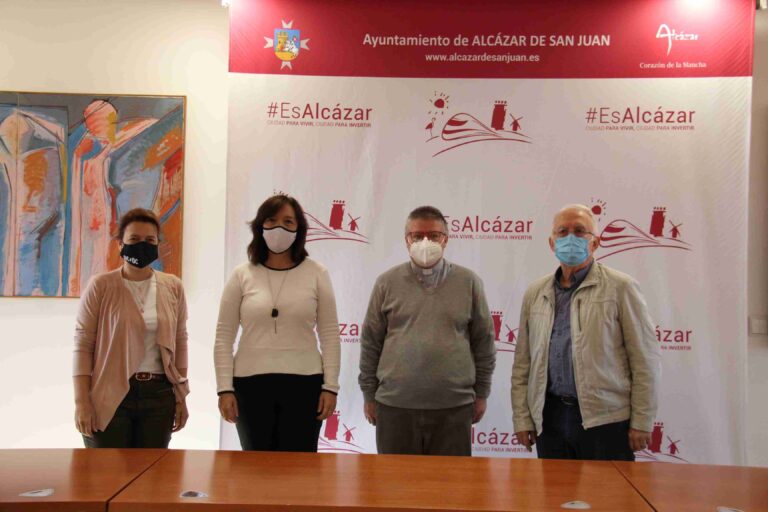 El Ayuntamiento de Alcázar de San Juan renueva su convenio anual con Cáritas Diocesana