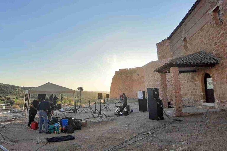 Música electrónica y de vanguardia con Zulo Room en el Castillo de Peñarroya