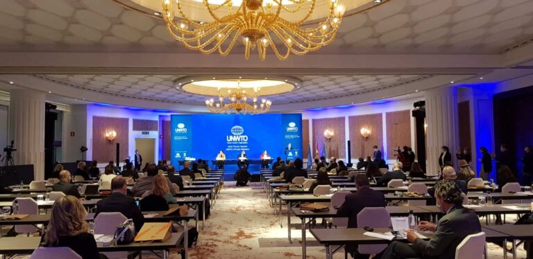 La ministra de Turismo muestra su apoyo decidido a las Ciudades Patrimonio como Toledo con planes de reactivación