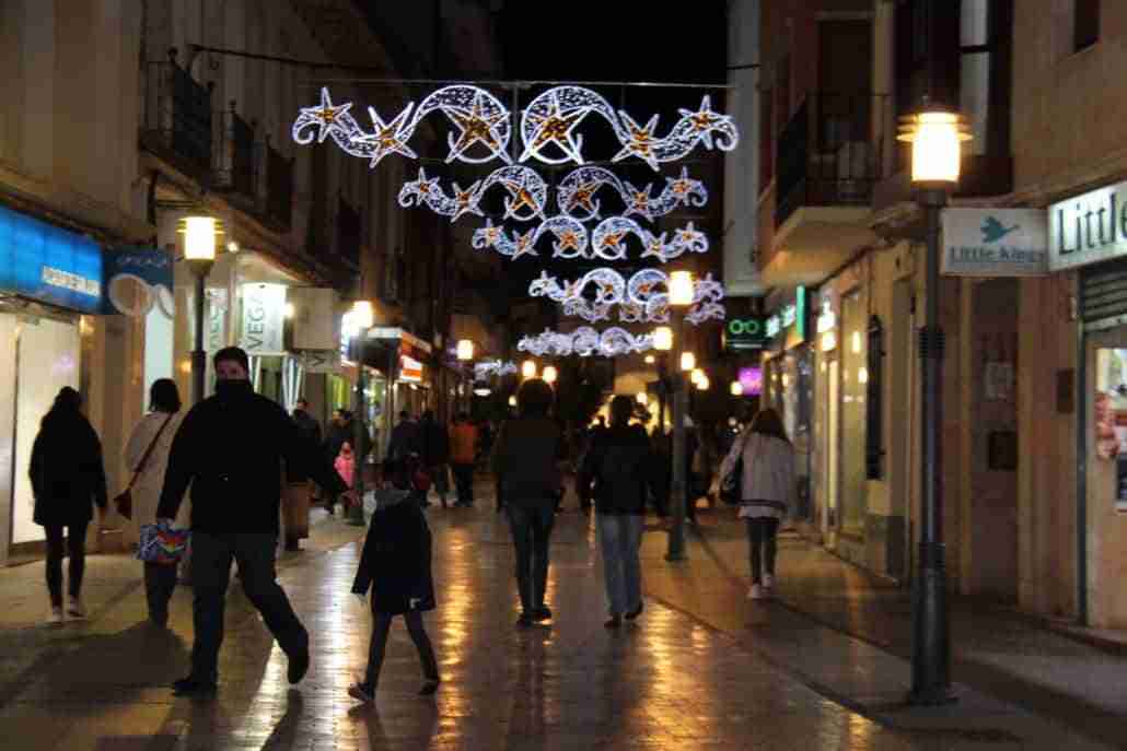 El encendido de las luces navideñas marca el inicio de la Navidad en Alcázar de San Juan 2