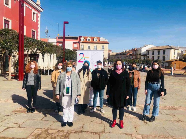 Afanion, Asociación de Familias de niños con cáncer, ha dado lectura a su manifiesto, para continuar con la sensibilización social de esta enfermedad