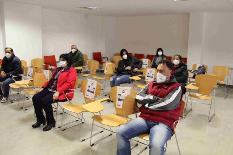 Entrega de Diplomas del Programa de Recualificación y Reciclaje Profesional en albañilería