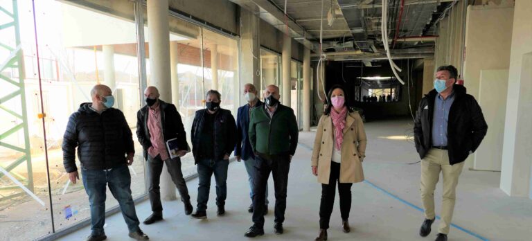 Visita las obras de la futura residencia de deportistas en Alcázar de San Juan