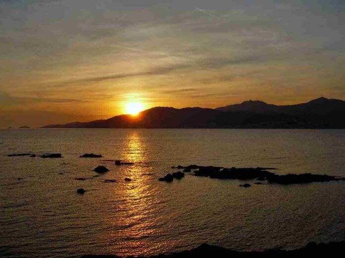 amanecer en ajaccio corcega