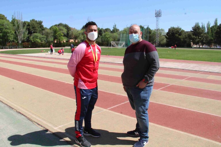 Cerca de 30 deportistas en las Jornadas Lúdico-Deportivas de la Escuela de Atletismo
