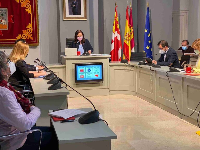 Aprobado en pleno la ampliación del plazo para liquidar la empresa mixta Aguas de Alcázar