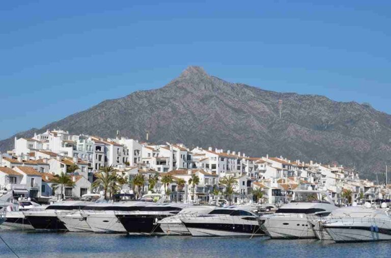 visita puerto banus marbella