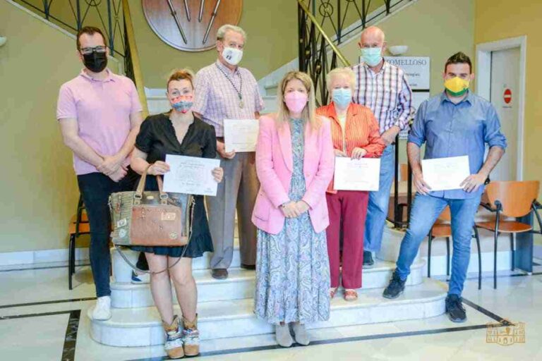 Ganadores del I Concurso Local de Cruces de Mayo en Tomelloso Ganadores del I Concurso Local de Cruces de Mayo en Tomelloso