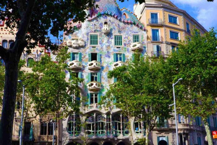 casa battlo paseo de gracia barcelona gaudi