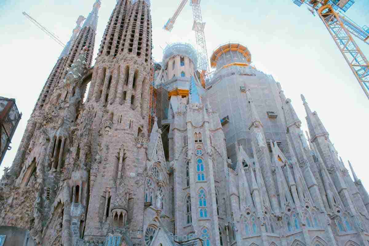 la sagrada familia gaudi barcelona