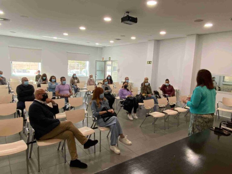 Comienzan dos programas Recual en electricidad y construcción para facilitar la incorporación al mercado laboral