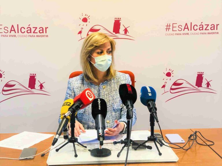 La Junta de gobierno aprueba ayudas por las que el ayuntamiento de Alcázar beneficia a las personas