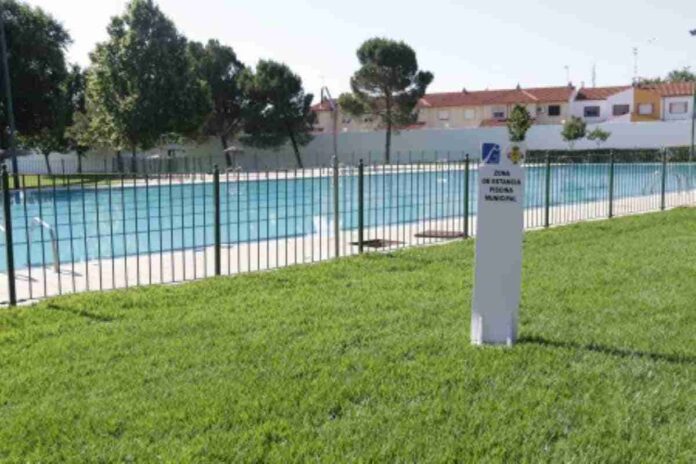 disponible-desde-el-sabado-piscina-de-manzanares.jpg