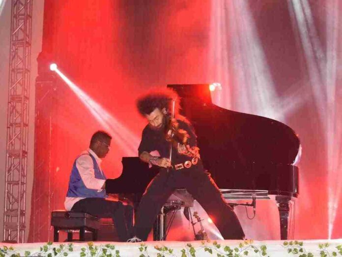 El-virtuosismo-de-Ara-Malikian-pone-banda-sonora-a-la.jpg
