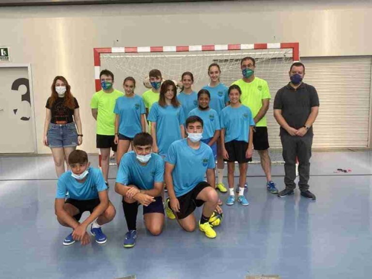 El VII Campus del Futsal Alcázar reúne a una veintena de jugadores en el Vicente Paniagua