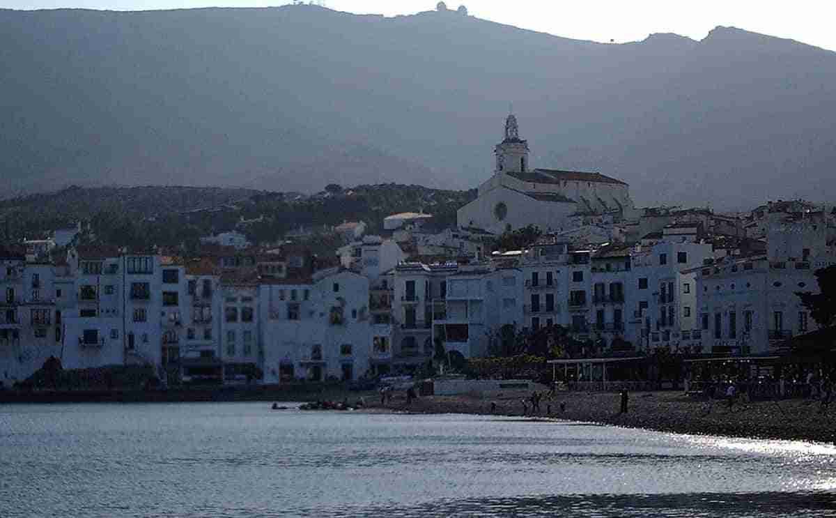 Visitar el pueblo de Cadaqués en la Costa Brava España 3 cadaques espana