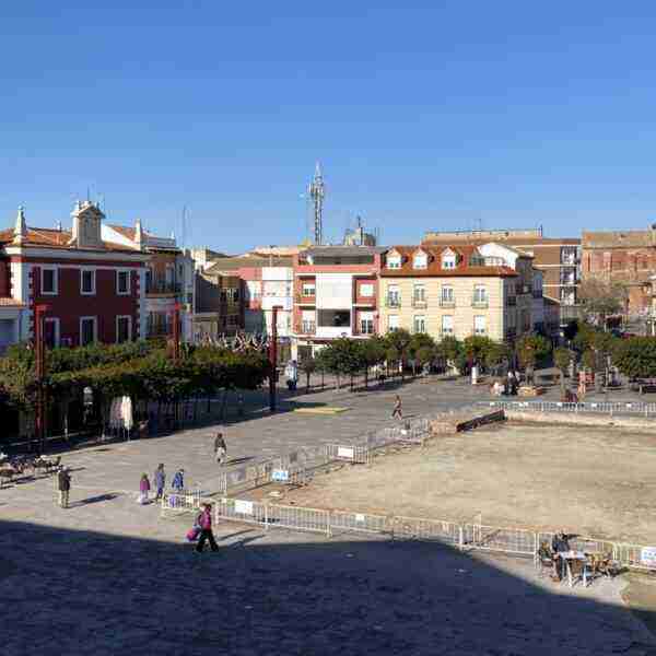 El ayuntamiento de Alcázar espera reiniciar las obras de la Plaza de España en unas semanas