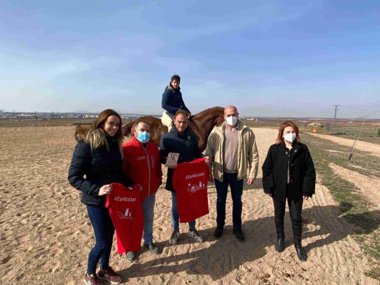 El Club Hípica el Gamonal organiza un Clinic de Doma Vaquera que imparte el campeón de España, Luís Fernando Benítez