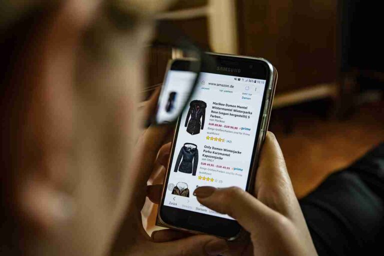 Las 4 plataformas online más populares y seguras para comprar ropa