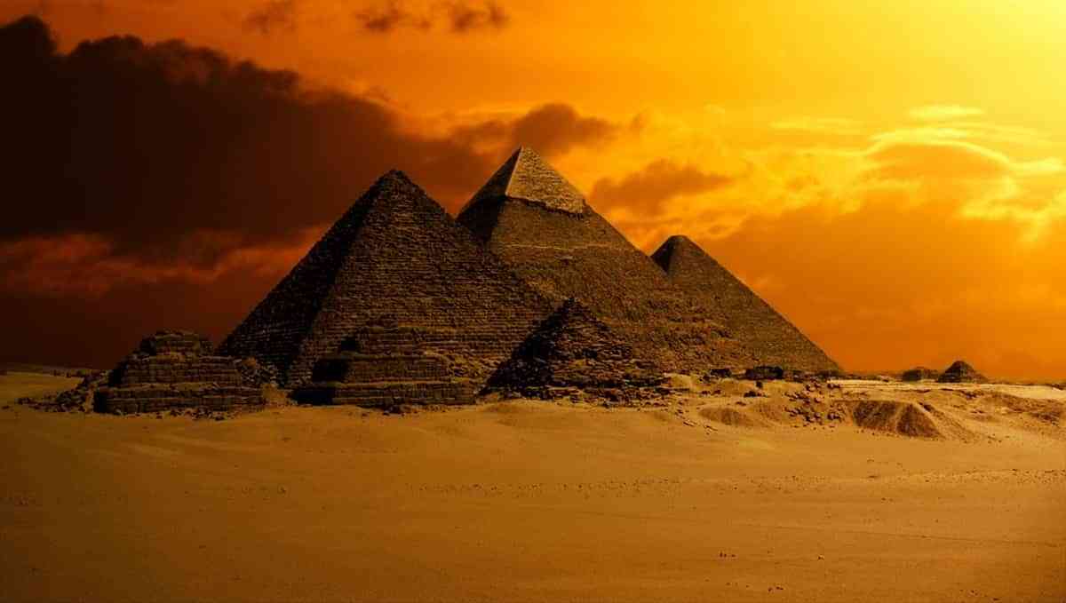 piramides el cairo egipto