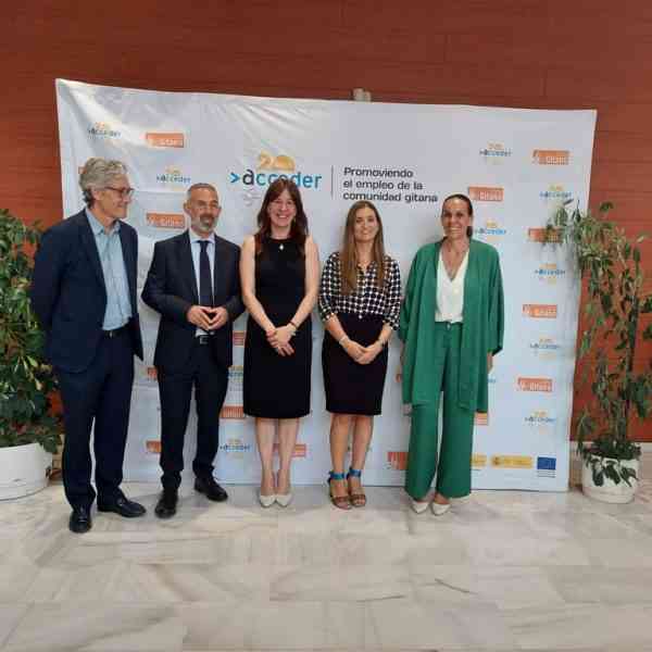 El Ayuntamiento de Ciudad Real acompaña a la Fundación Secretariado Gitano en la presentación de la evaluación del programa de empleo Acceder 2000/2020 y la campaña de sensibilización #ElRetoDeMañana