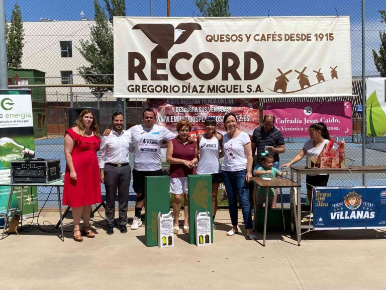 La Hermandad de Jesús Caído, la Verónica y la Dolorosa celebra el VII Torneo de pádel