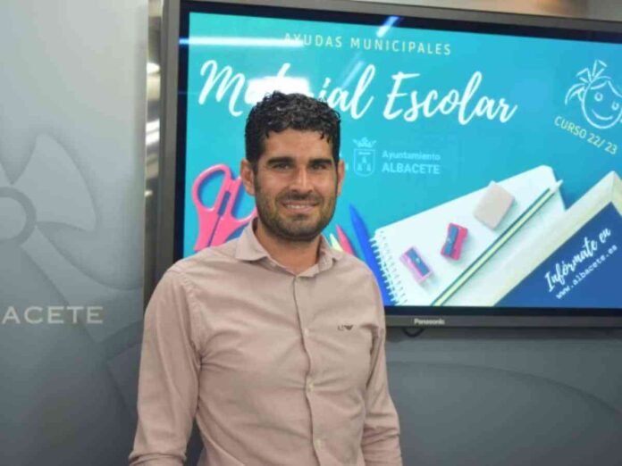 ayudas-material-escolar-ayto-albacete.jpg
