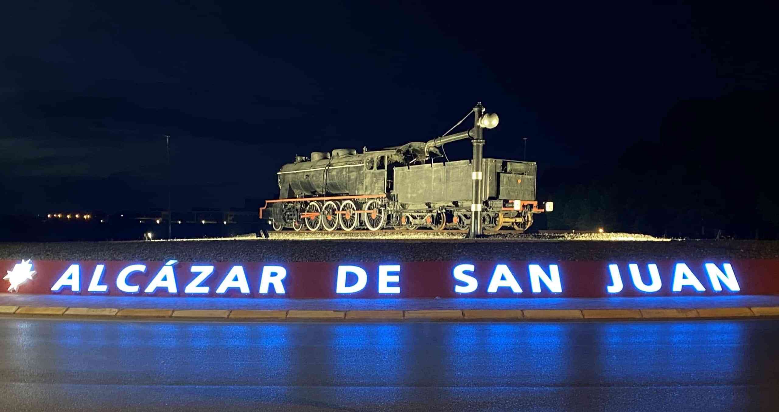 1666784969_Iluminación-azul-rotonda-de-la-locomotra-scaled.jpg