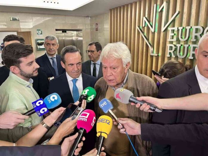 Felipe-Gonzalez-tilda-la-Ley-Trans-como-quotmuy-muy-importantequot.jpg